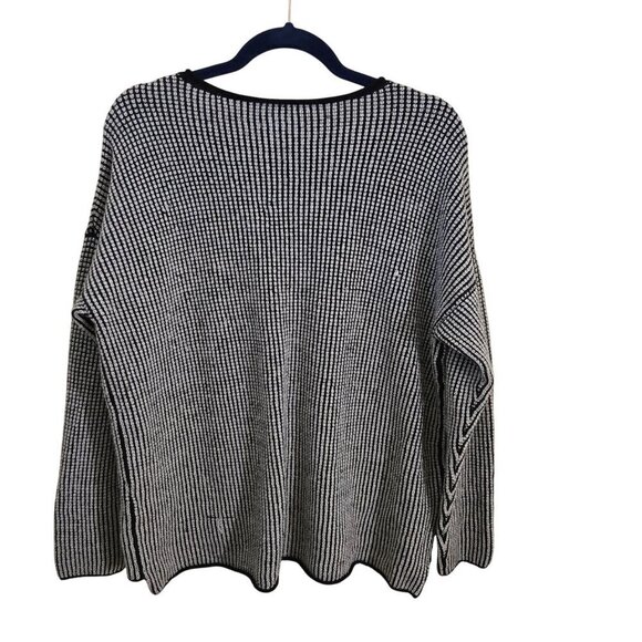 Eileen Fisher 100% Merino Wool Woven Textured Boxy Scoop Neck Sweater Size M - Picture 3 of 7